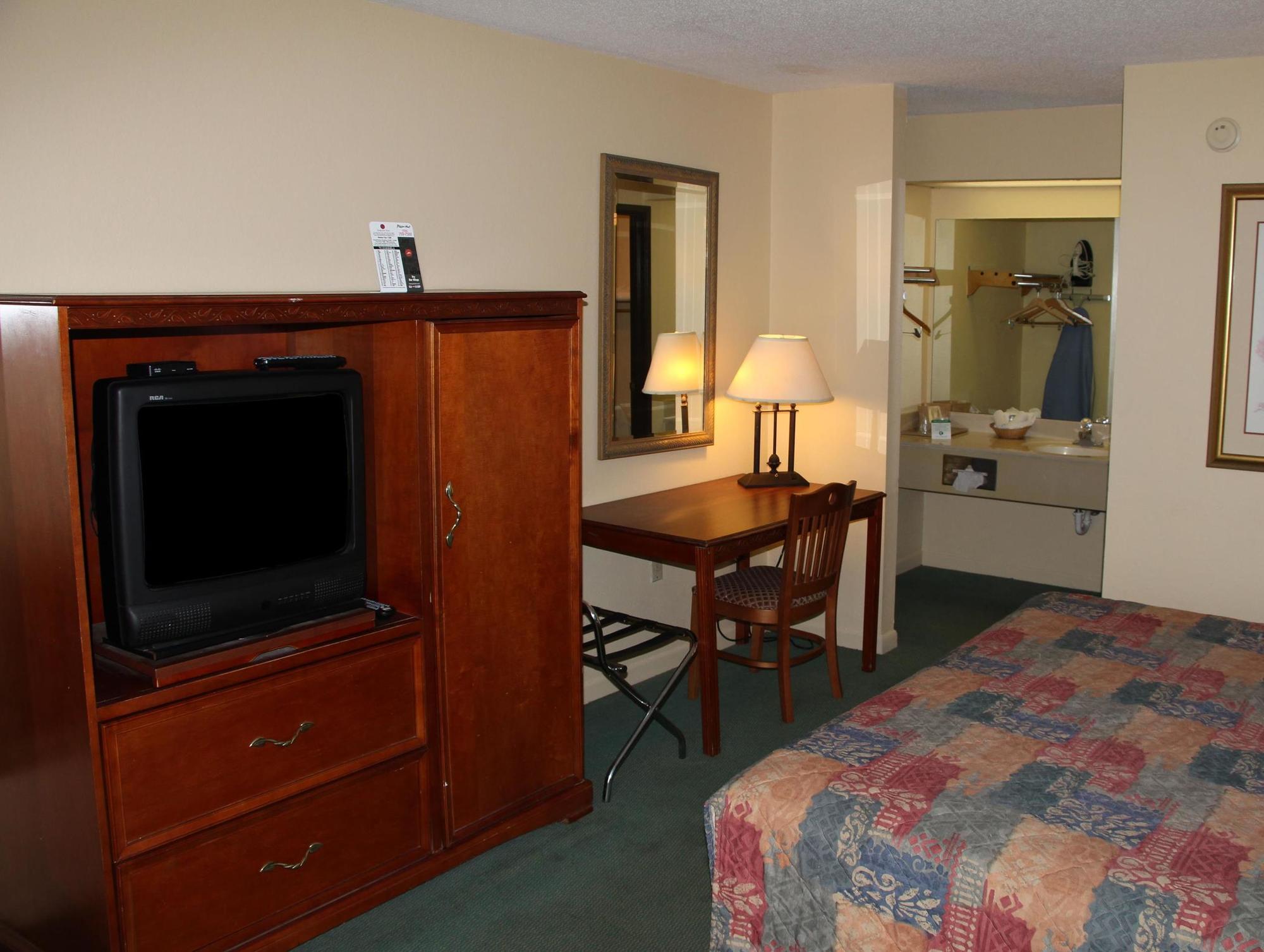 Red Roof Inn & Suites Monroe, Nc 外观 照片